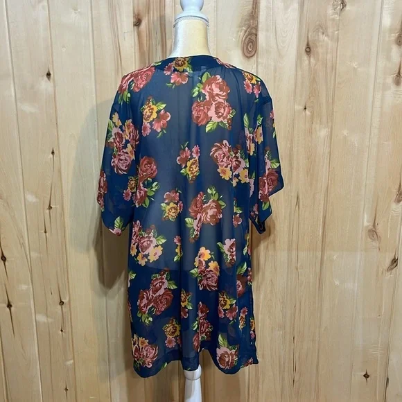 Matilda Jane Women's Watch The Sunrise Floral Sheer Kimono Size S/XS - Picture 4 of 7